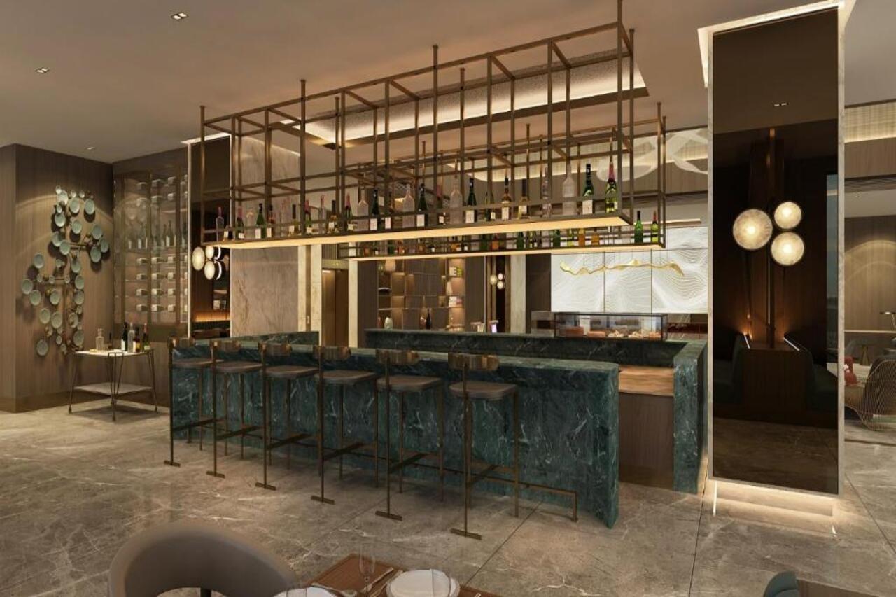 Izmir Marriott Hotel 외부 사진 The bar at the hotel