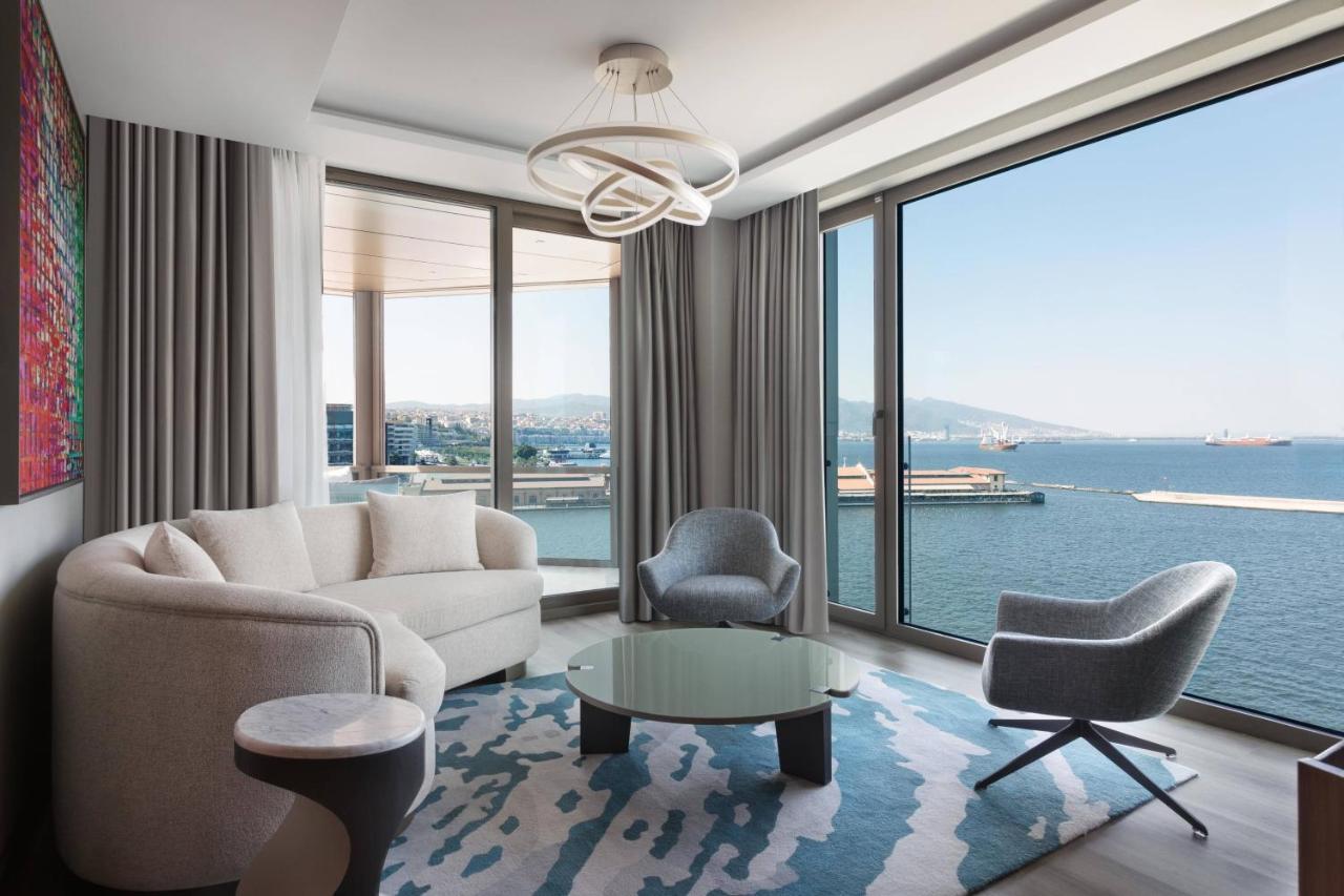 Izmir Marriott Hotel 외부 사진 Suite at the Westin Athens