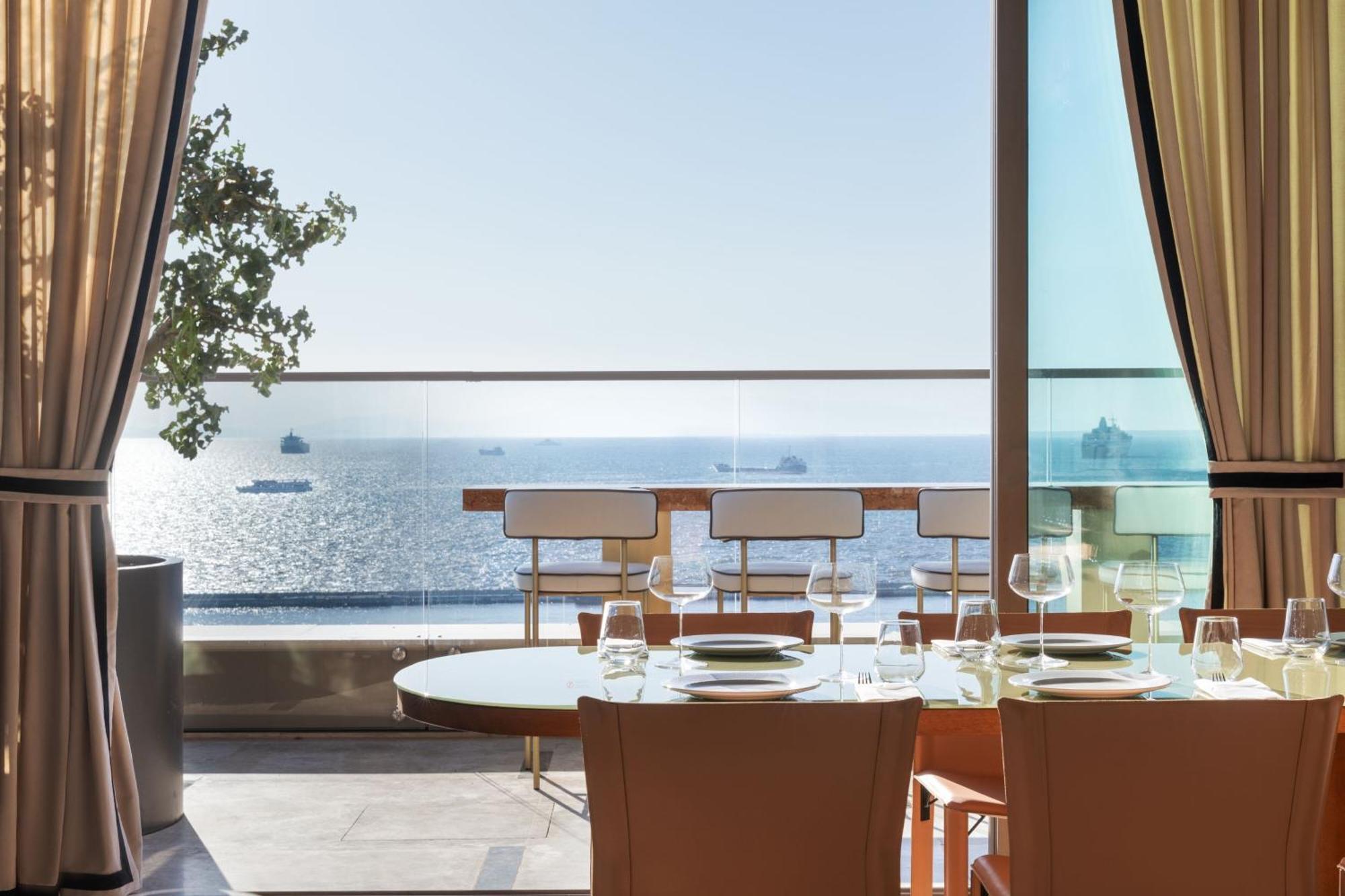 Izmir Marriott Hotel 외부 사진 The View